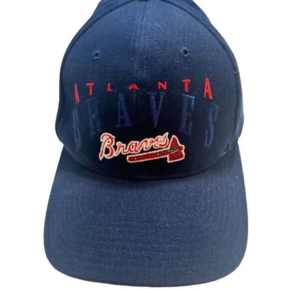 s-l400.jpg Atlanta Braves MLB Strapback Hat - Vintage 90s - NWT